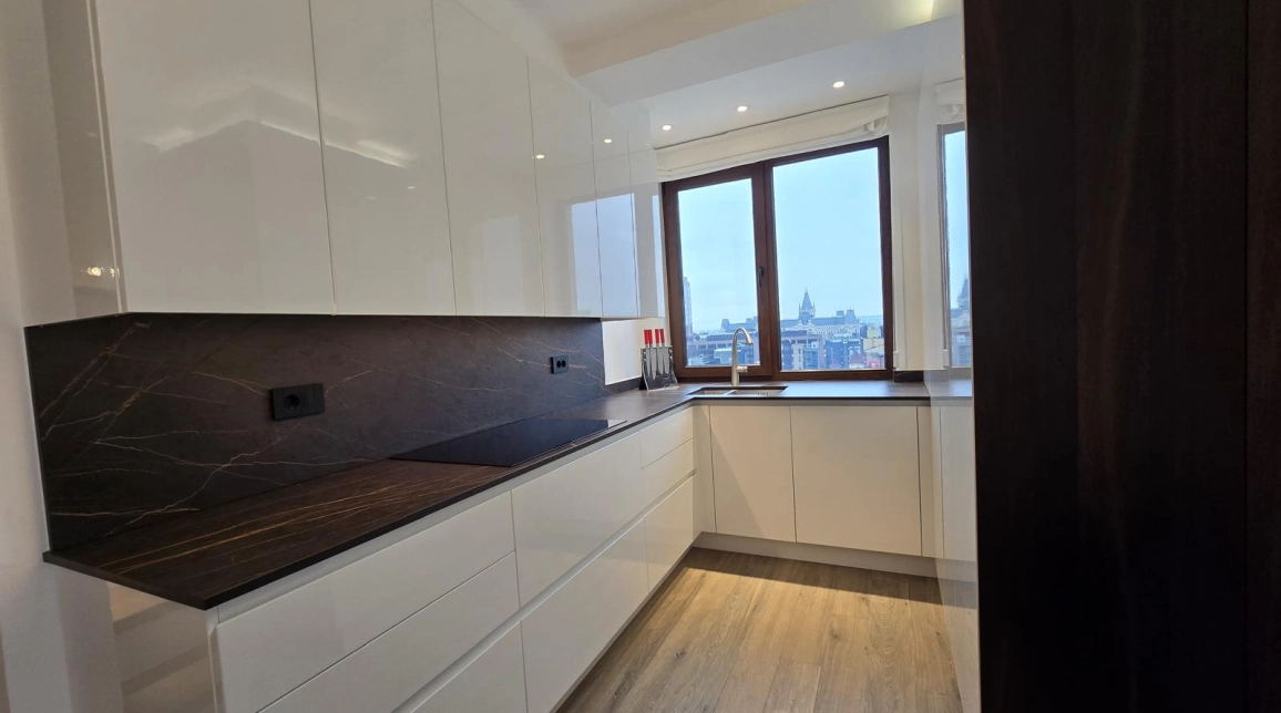 Oferta Apartament nou, 4 camere, , 130 mp , Centru, de vanzare,  Vis a vis de Palas Mall imagine 14