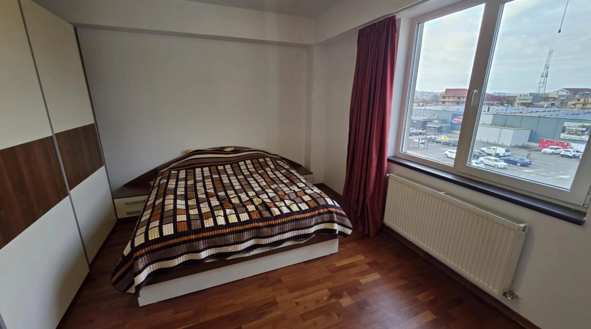 Oferta Apartament, 3 camere, decomandat, 114 mp , Centru, de vanzare,  In spate la Mitropolie imagine 4