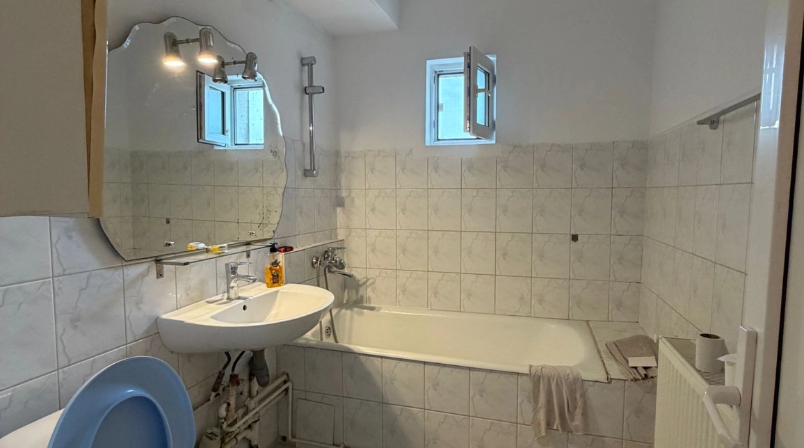 Oferta 2 camere, decomandat, 51 mp , de vanzare apartament in zona Nicolina,  Nicolina 2 Prima statie imagine 7