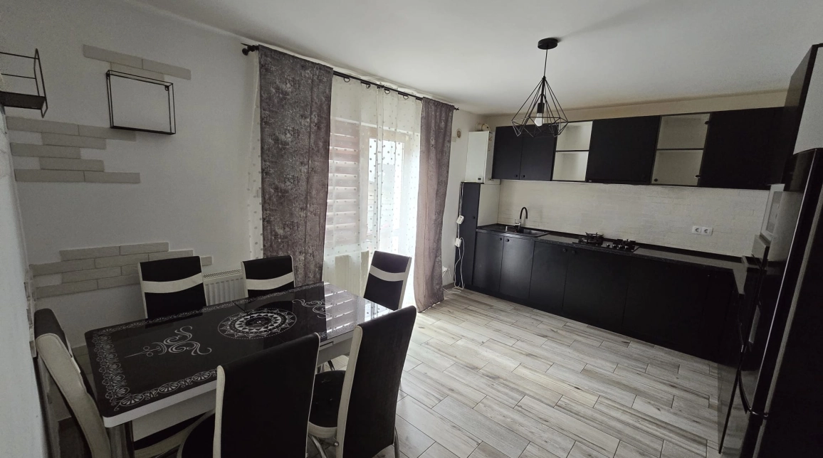 Oferta Casa, 4 camere, 118 mp , Miroslava, de vanzare,  notariat Miroslava imagine 1