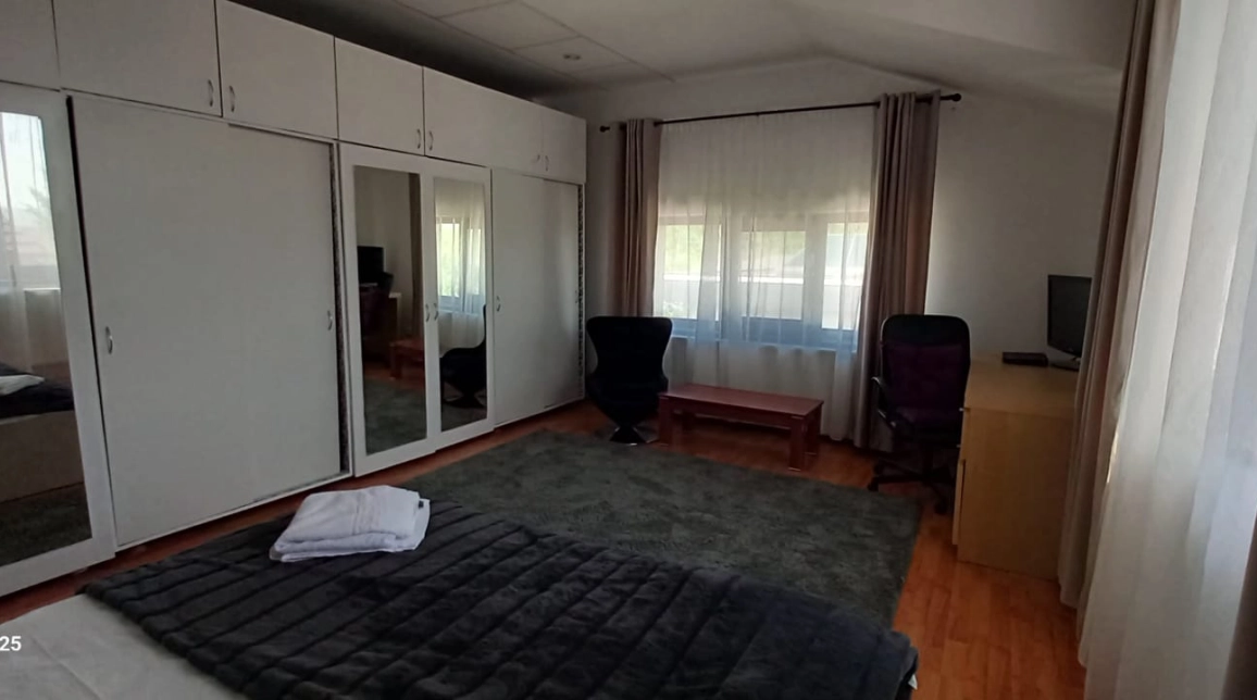 Oferta De vanzare casa, 9 camere, 303 mp , Tatarasi,  Moara de Vant  imagine 6