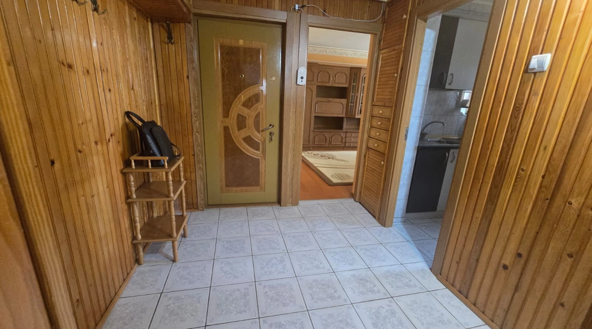 Oferta 2 camere, decomandat, 58 mp , de vanzare apartament in zona Nicolina,  NICOLINA 2 PRIMA STATIE imagine 7