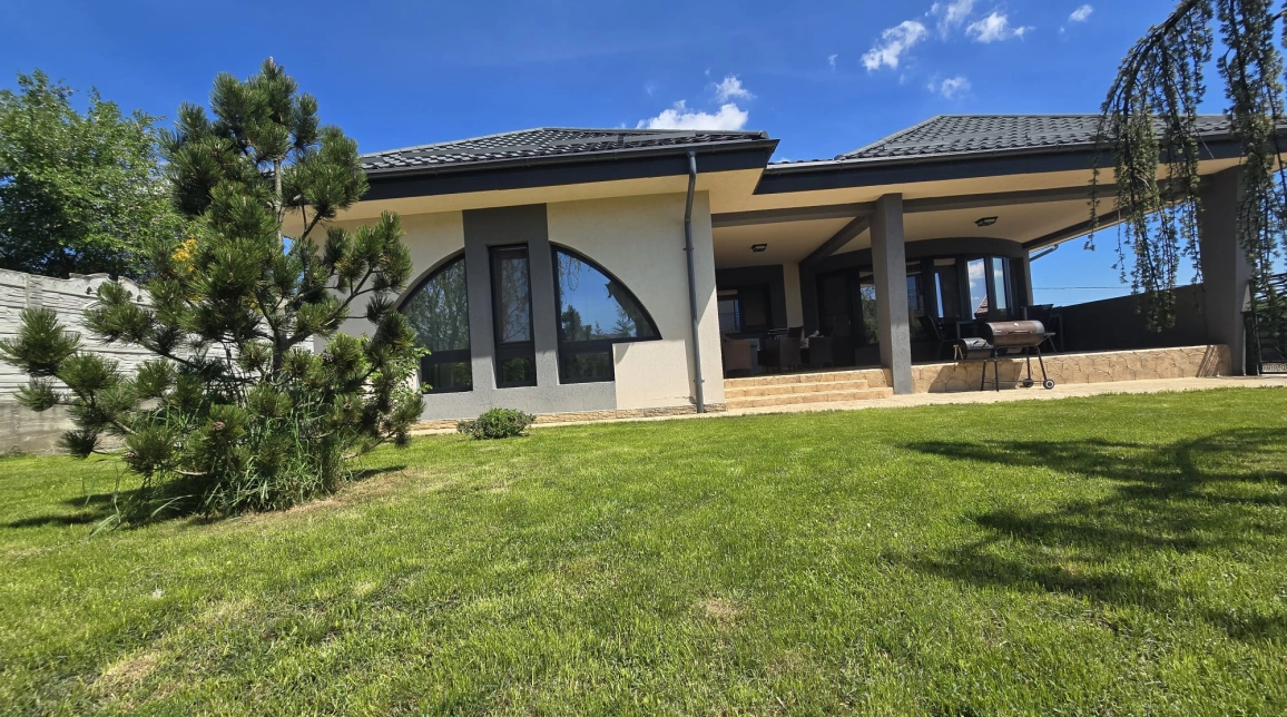 Oferta De vanzare casa, 5 camere, 180 mp , Visani,  700m de Freya imagine 9