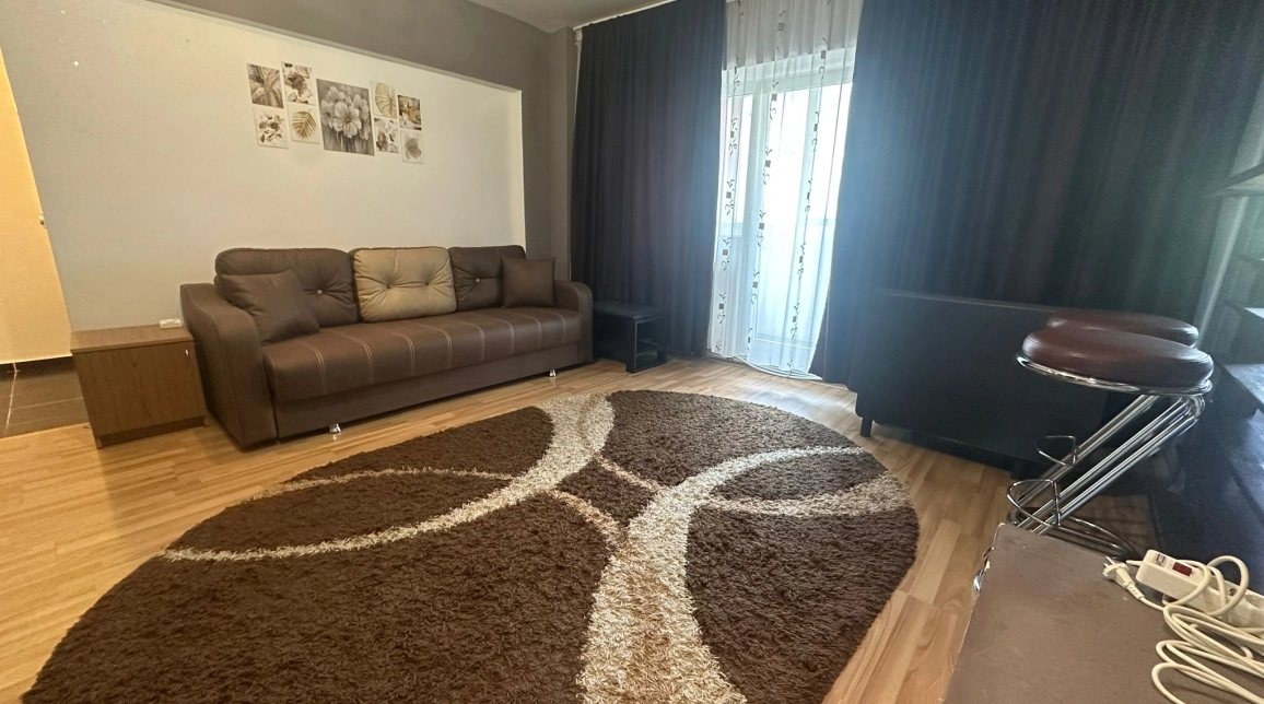 Oferta De inchiriat apartament, o camera, , 40 mp , Nicolina,  Biserica Catolica imagine 1