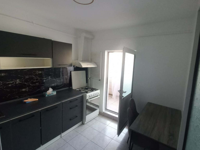 O camera,  decomandat ,  34 mp , de vanzare apartament in zona Tatarasi,  (Piata Doi Baieti) 162963