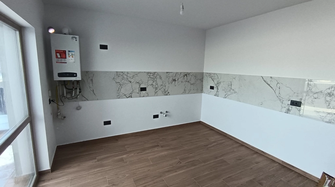 Oferta 3 camere, 95 mp , de vanzare casa in zona Popas Pacurari,  la 250m de Statia de autobuz imagine 2