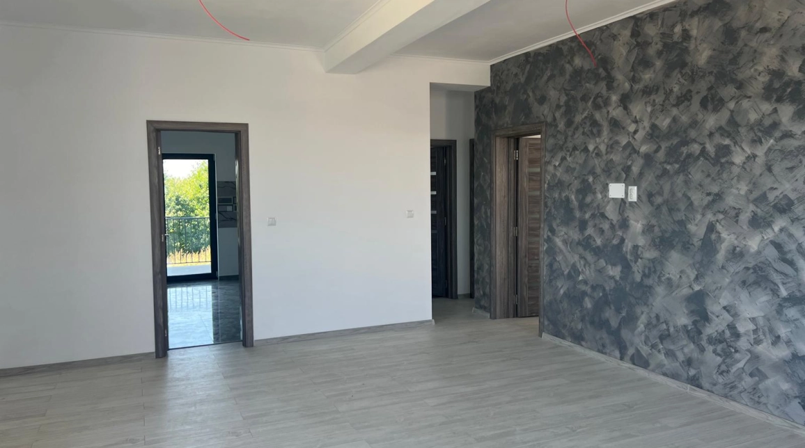 Oferta De vanzare casa, 4 camere, 104 mp , CUG,  5 drumuri - Valea Adanca imagine 2