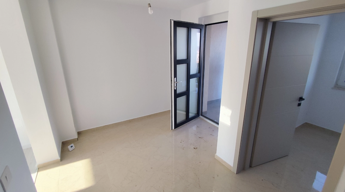 Oferta Casa, 4 camere, 108 mp , Rediu, de vanzare,  Str Soarelui imagine 11