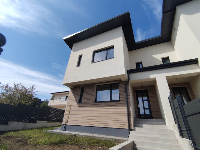 Vila, 4 camere,  108mp, Rediu, de vanzare,  (Str Soarelui) 161641