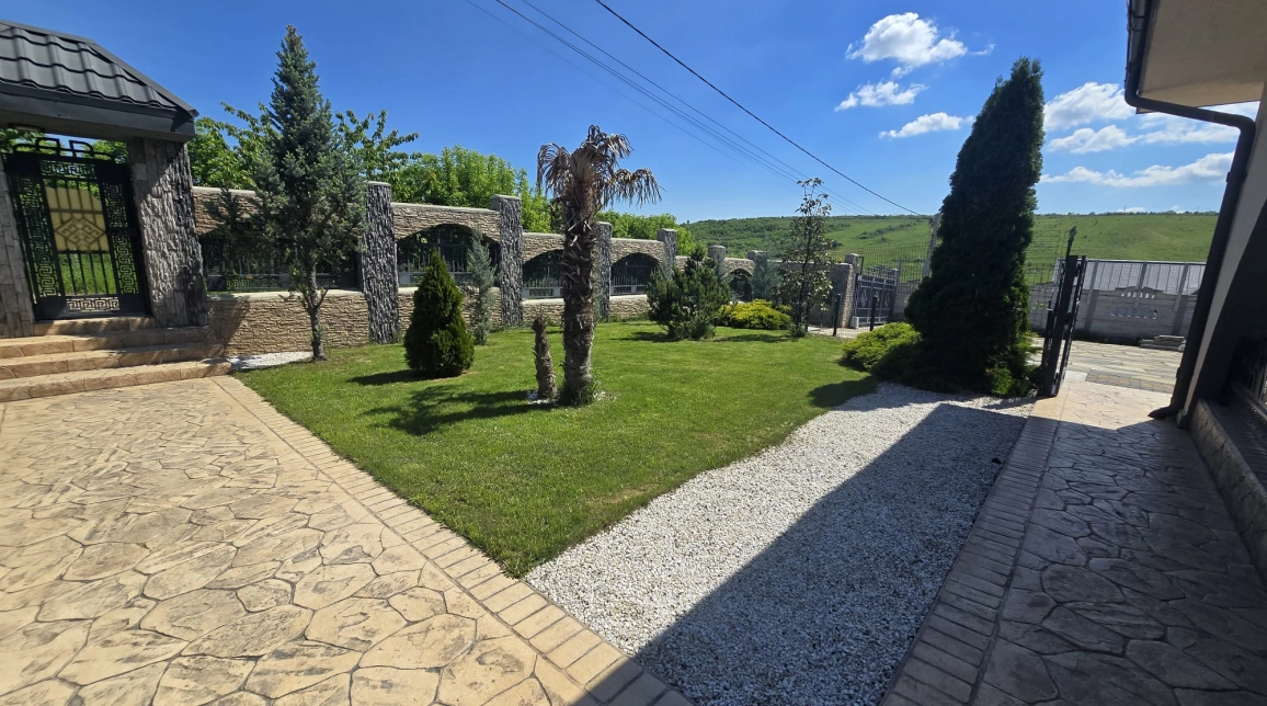 Oferta De vanzare casa, 5 camere, 180 mp , Visani,  700m de Freya imagine 4