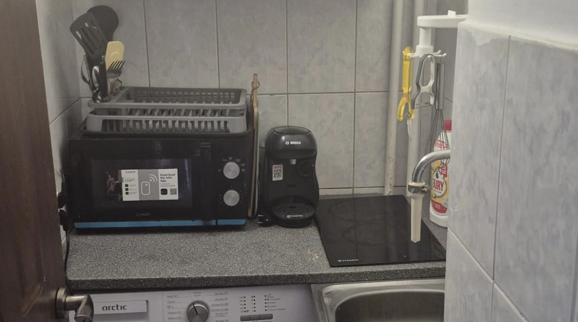 Oferta Apartament, o camera, garsoniera, 27 mp , Podu Ros, de vanzare,  Piata Nicolina imagine 4