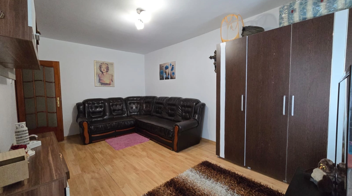 Oferta Apartament de vanzare, 2 camere, decomandat, 52 mp , Alexandru cel Bun,  Piata Alexandru imagine 6