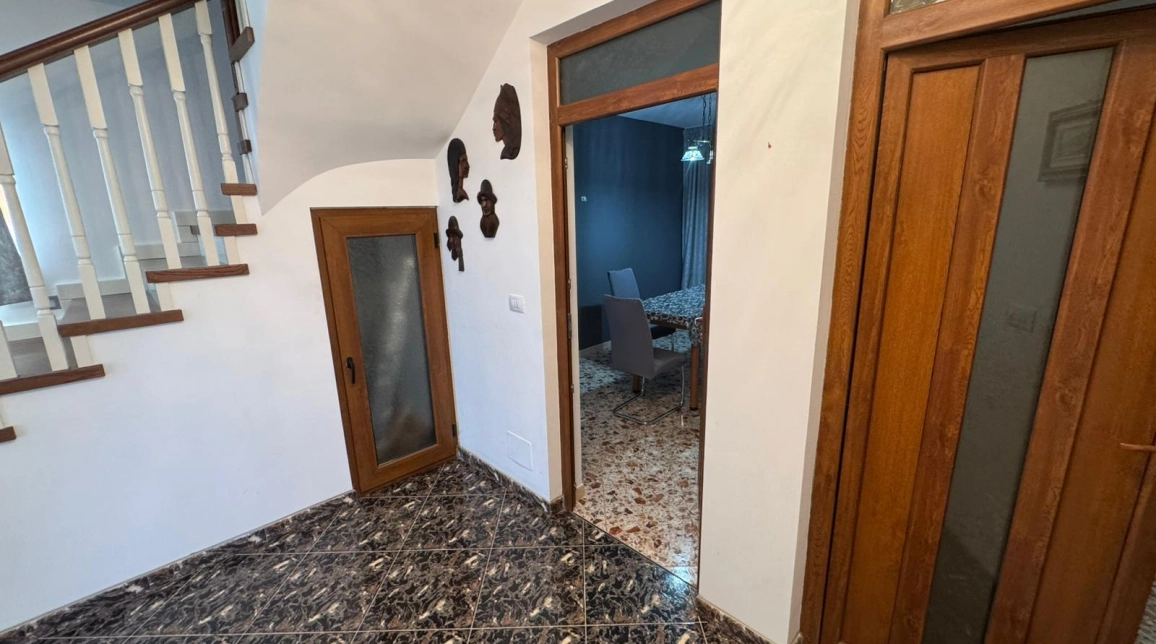 Oferta 4 camere, 194 mp , de vanzare casa in zona Tomesti,  Chicerea  inainte de Biserica imagine 6