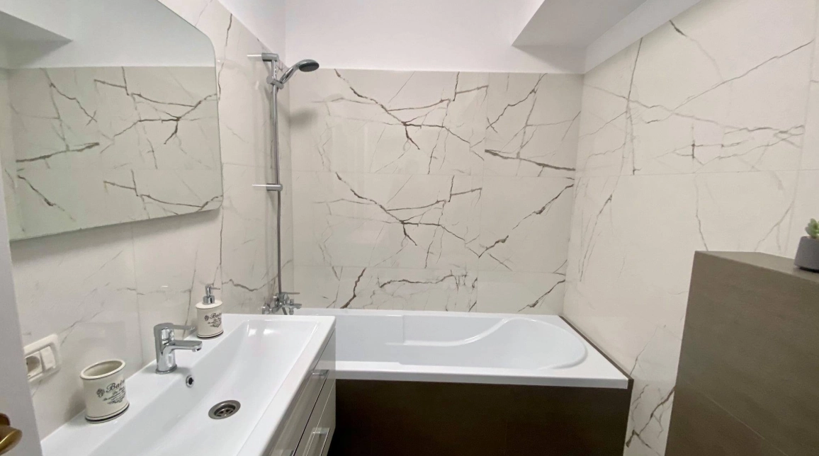Oferta 3 camere, decomandat, 75 mp , de vanzare apartament nou in zona CUG,  1.5 km de la Al. T. Neculai imagine 5
