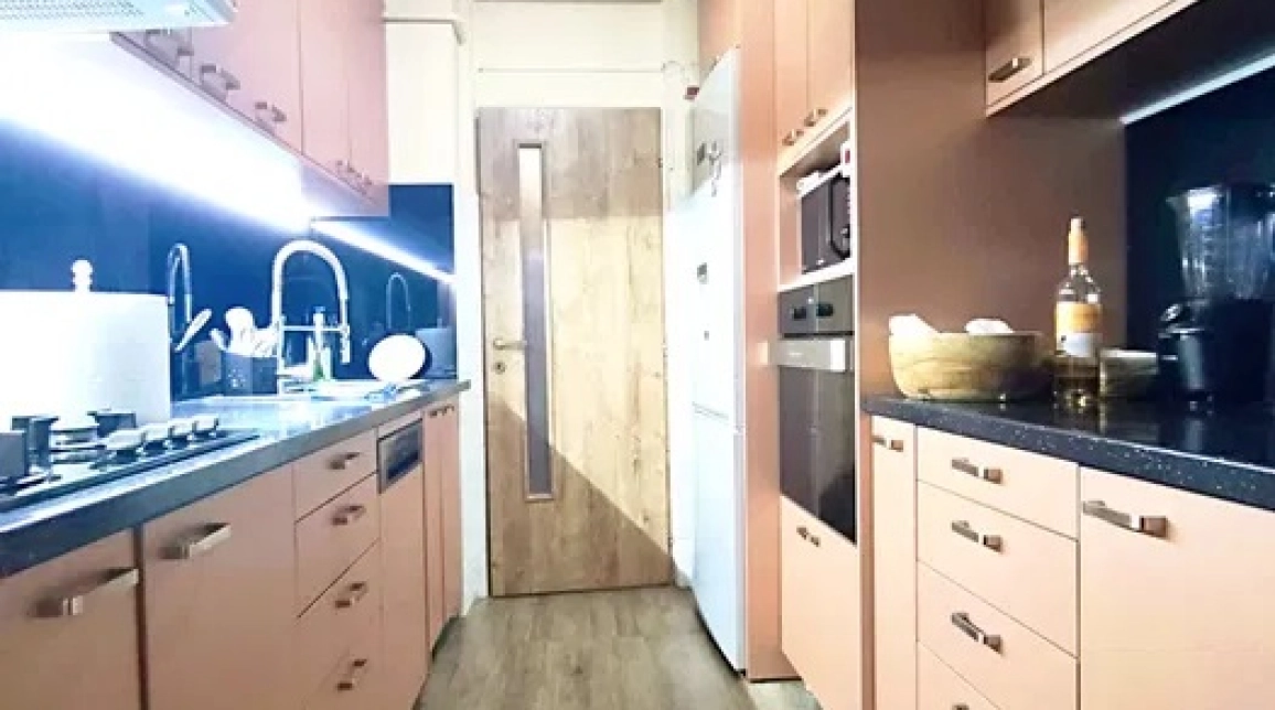 Oferta De vanzare apartament, 2 camere, decomandat, 56 mp , Centru,  Intersectie Podul de fier imagine 2