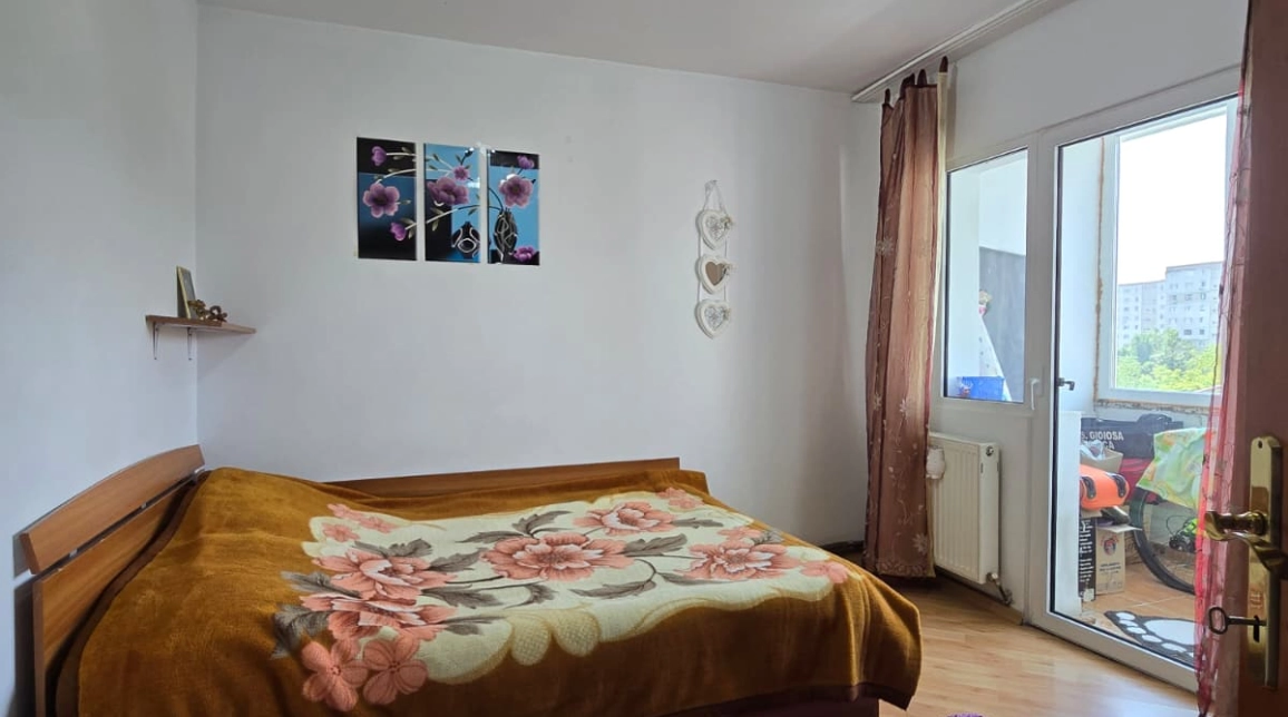 Oferta Apartament de vanzare, 2 camere, decomandat, 52 mp , Alexandru cel Bun,  Piata Alexandru imagine 7