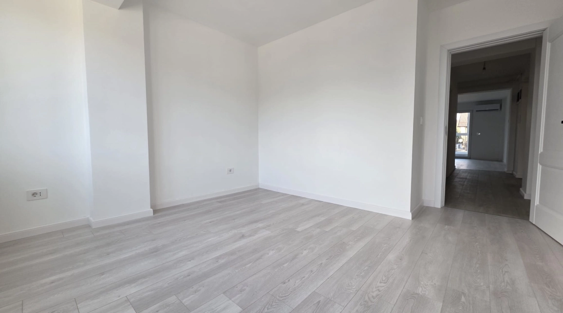 Oferta 2 camere, decomandat, 61 mp , de vanzare apartament nou in zona Pacurari,  Mega Image- Str. Soarelui imagine 2
