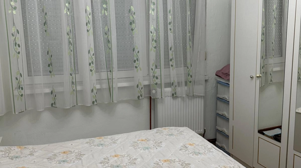 Oferta Apartament, 3 camere, semidecomandat, 64 mp , Centru, de vanzare,  Piata Unirii imagine 3