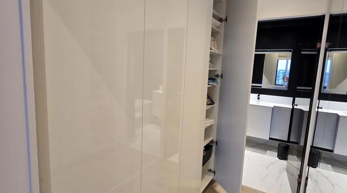 Oferta Apartament nou, 4 camere, , 130 mp , Centru, de vanzare,  Vis a vis de Palas Mall imagine 27