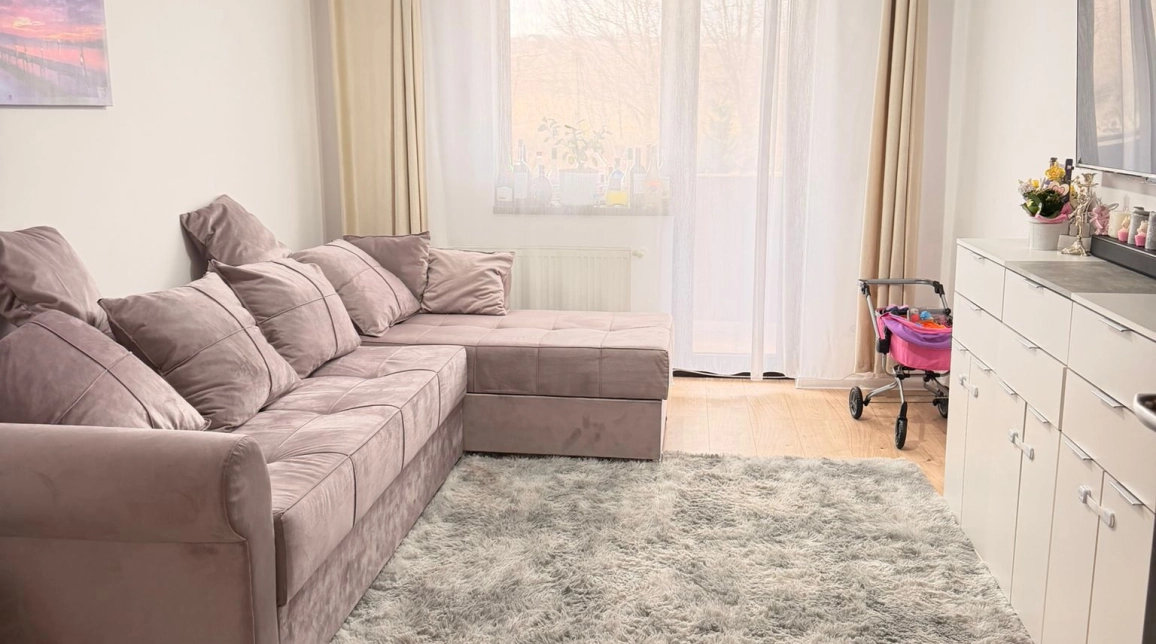Oferta Apartament, 2 camere, decomandat, 62 mp , CUG, de vanzare,  Pepinierei  imagine 2