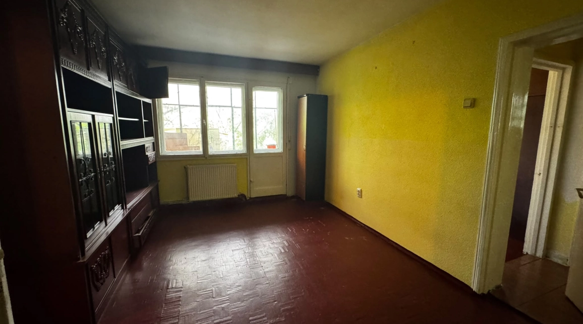 Oferta Apartament, 3 camere, semidecomandat, 65 mp , Podu Ros, de vanzare,  Sensul Giratoriu imagine 4