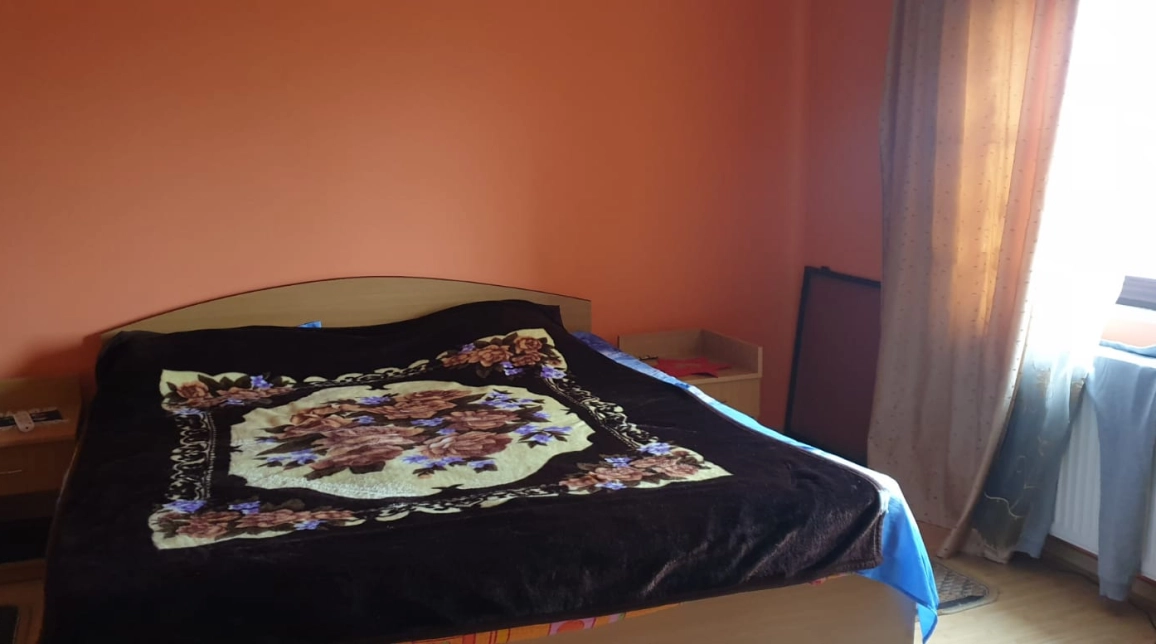Oferta Casa de vanzare, 5 camere, 200 mp , Barnova,  dupa Pensiunea Garofita imagine 10