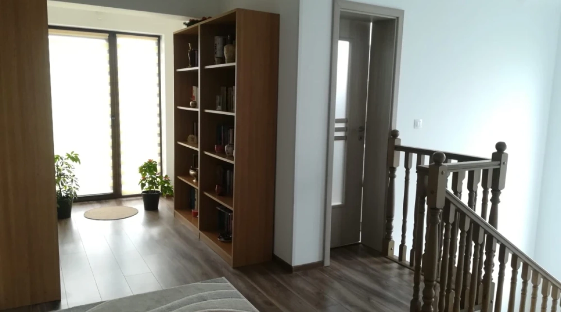 Oferta Valea Lupului casa 230 mp , 6 camere, de vanzare,  Str Victoriei  imagine 8