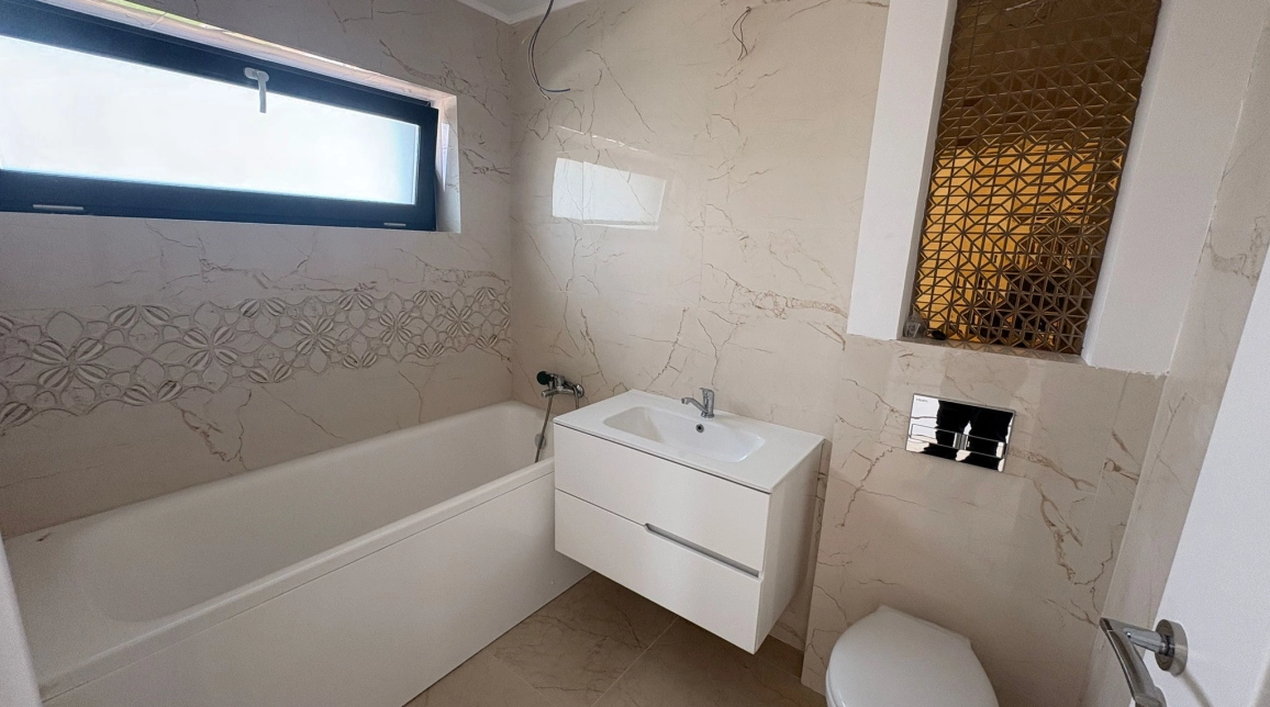Oferta Casa de vanzare, 3 camere, 80 mp , CUG,  Valea Adanca - 5 drumuri imagine 6