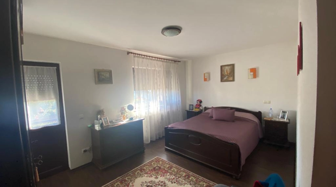 Oferta Casa de vanzare, 4 camere, 180 mp , Popas Pacurari,  Mega Image imagine 3