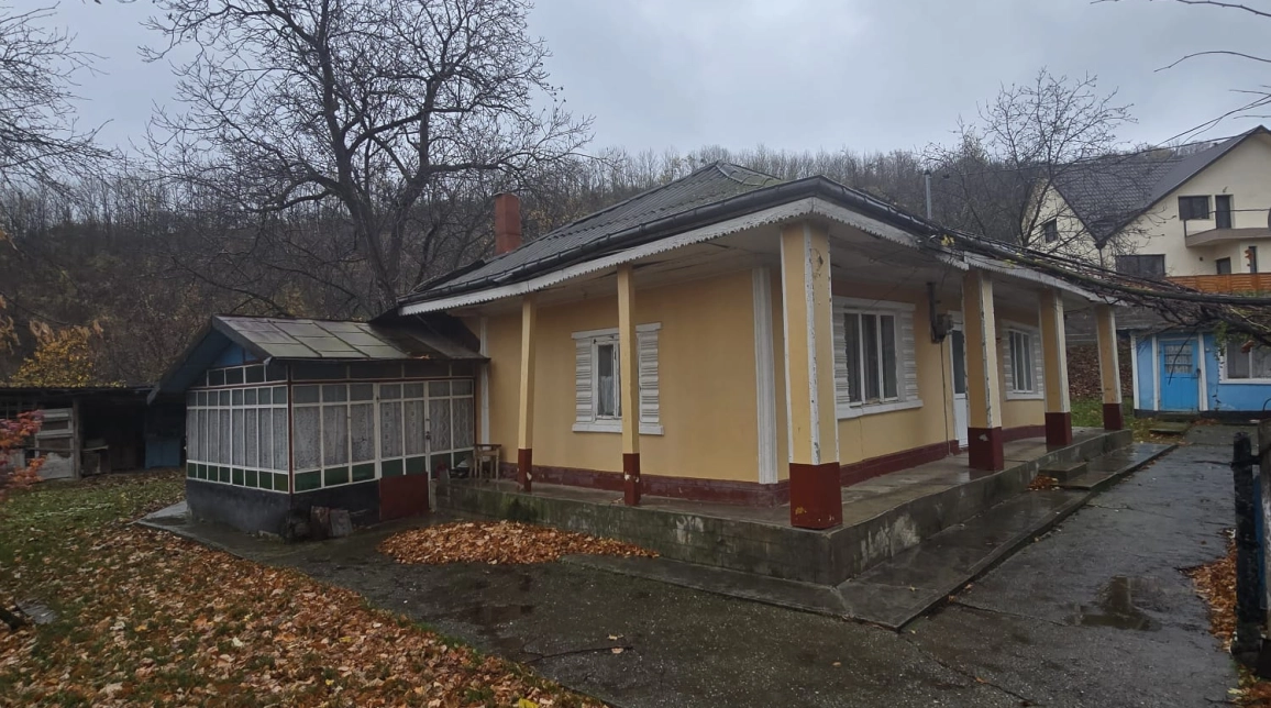 Oferta Casa de vanzare, 3 camere, 70 mp , Tomesti,  Biserica imagine 1
