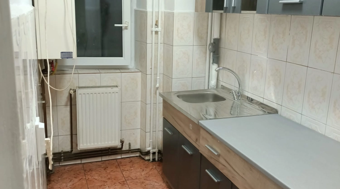 Oferta O camera, decomandat, 48 mp , de inchiriat apartament in zona Gara,  Carrefour Market  imagine 3
