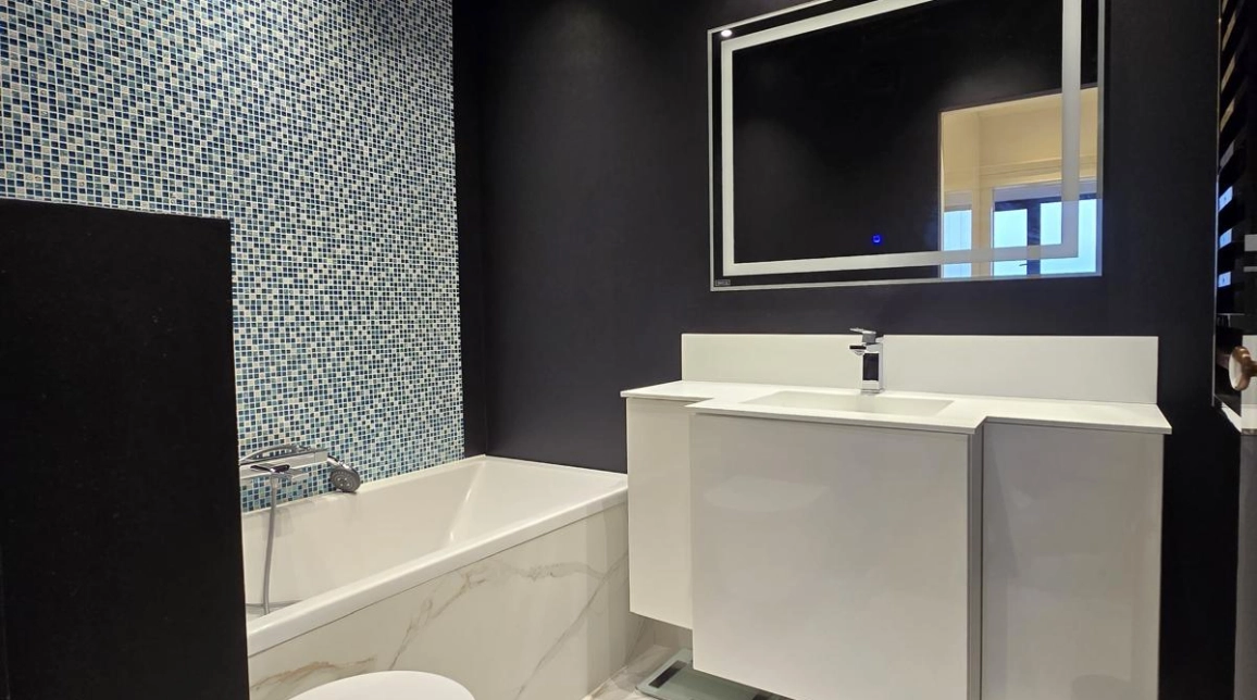 Oferta Apartament nou, 4 camere, , 130 mp , Centru, de vanzare,  Vis a vis de Palas Mall imagine 9