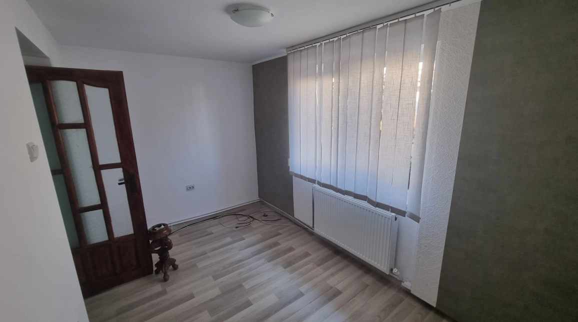 Oferta Casa, 3 camere, 68 mp , Podu Ros, de inchiriat,  Pizzeria Alila imagine 1