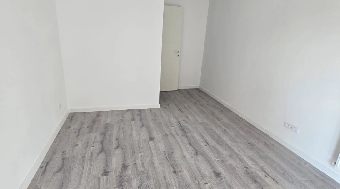 Oferta De vanzare apartament, 2 camere, decomandat, 57 mp , Poitiers,  Bd Poitiers - Continental 2,8km de Palas imagine 3