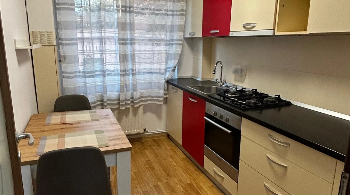 Oferta Podu Ros apartament 50 mp , 2 camere, semidecomandat, de vanzare,  Liceul Racovita imagine 12